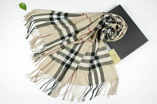 Burberry brand scarf 71